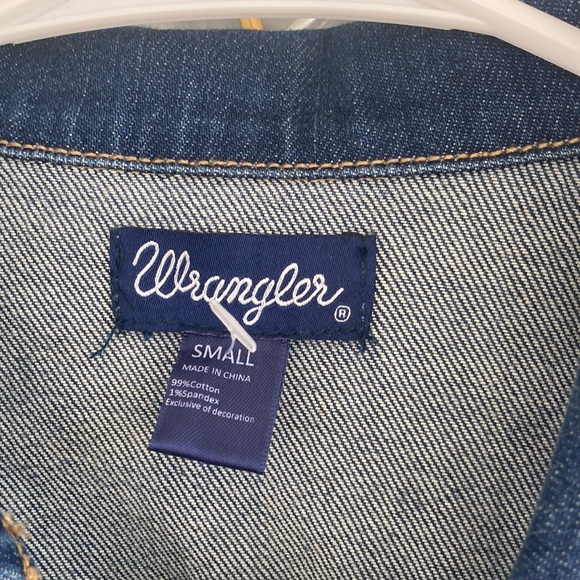NWOT Small Wrangler Jean Jacket - Picture 2 of 9